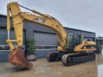 Excavadora de cadenas Caterpillar 330C 2005 – 14.400 horas – 32,4 toneladas - Imagen 4