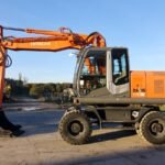 Excavadora de ruedas Hitachi ZX170W-3 2008 – 18,2 t – 9.840 h – ocasión