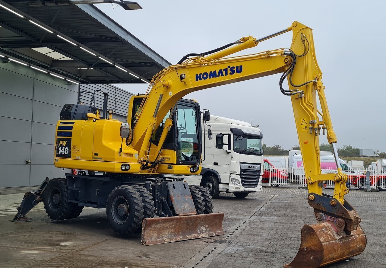 Komatsu-PW148-11-2018-05.jpg Excavadora de ruedas Komatsu PW148-11 2018 – 16 t – 5.270 h – Stage IV - Imagen 1