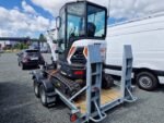 Bobcat E27Z 2023, miniexcavadora de 2,7 t con 1 h, con remolque ECIM de 3,5 t y martillo hidráulico Furukawa FX35-S, estado casi nuevo - Imagen 7