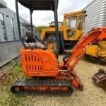IHI 15NX (2004) – miniexcavadora de 1,5 t con 3 cazos – 6.088 h – compacta y fiable