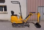 JCB 8008 (2017) – miniexcavadora de 900 kg – 2.104 h – ultracompacta