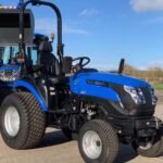 Tractor compacto SOLIS 26 HST