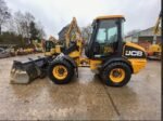 Cargadora compacta JCB 409 – 2011