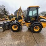 Cargadora compacta JCB 409 – 2011