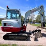 Takeuchi TB230 (2018) – miniexcavadora de 2,8 t – 2.916 h – totalmente revisada