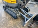 Miniexcavadora de ocasión Volvo EC27C (2015) – 3.095 h – cabina con aire acondicionado - Imagen 6