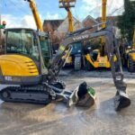 Miniexcavadora de ocasión Volvo EC27C (2015) – 3.095 h – cabina con aire acondicionado