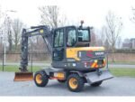 Excavadora de ruedas Volvo EW60E 2022 – 117 horas – tiltrotator y accesorios - Imagen 2