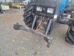 Tractor agrícola con tracción a las cuatro ruedas y cargador frontal – 2000 – 101 CV - Imagen 8